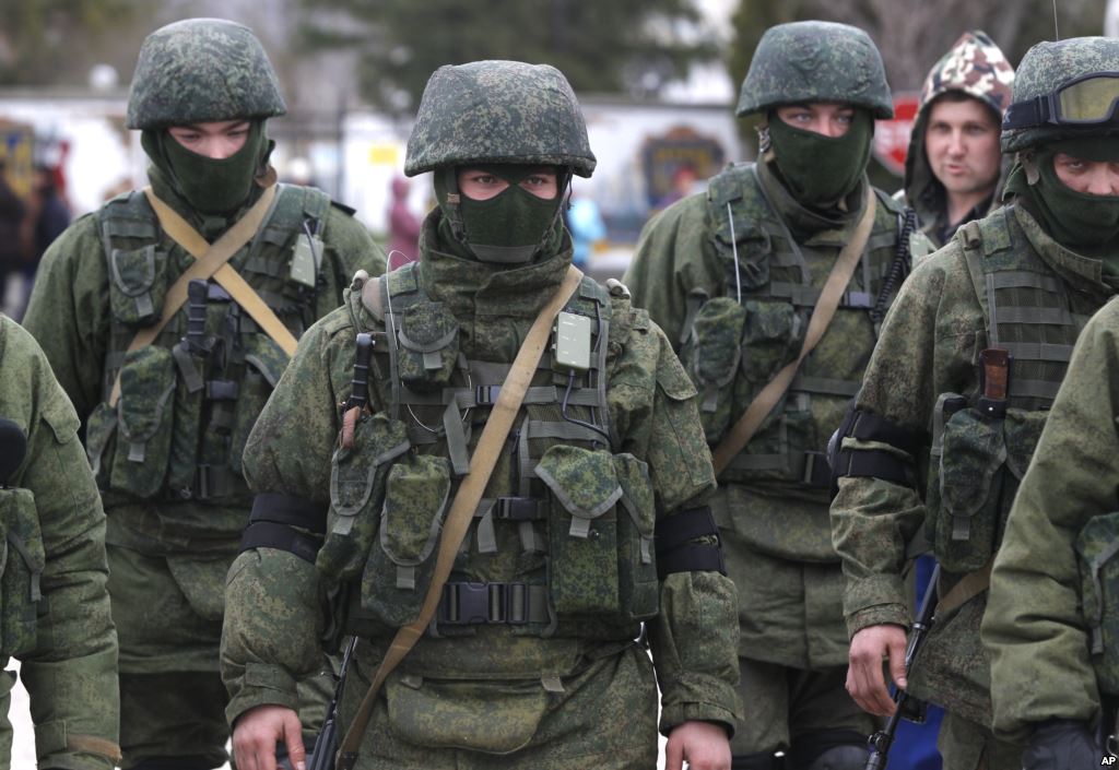 Российские солдаты в Крыму © golos-ameriki.ru
