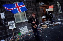 Итак, какое же будущее ожидает исландских левых? Они потерпели достаточно серьезное поражение, для преодоления последствий которого им придется приложить немало усилий. Однако выборы показали также и ряд положительных тенденций в развитии. 