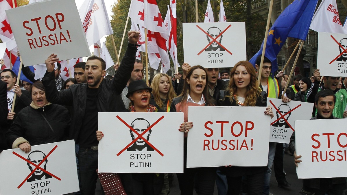 Протест против "аннексии Абхазии Россией" в Тбилиси © gelavasadze.livejournal.com