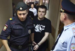 Сегодня в Замоскворецком суде Алексею Гаскарову был вынесен приговор в рамках второй волны «болотного дела». Мы публикуем статью политзаключенного, посвященную событиям на Украине, и дальнейшие перспективы политической жизни этой страны.