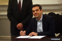 Греческий парламент выразил вотум доверия правительству премьер-министра Алексиса Ципраса. Из 300 парламентариев Ципраса поддержали 162 депутата, против проголосовали 137 человек