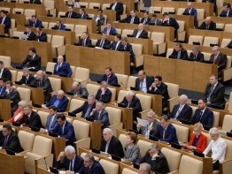 Госдума на пленарном заседании в среду в первом чтении отклонила законопроект о прогрессивной шкале ставок налога на доходы физических лиц (НДФЛ) свыше пяти млн рублей