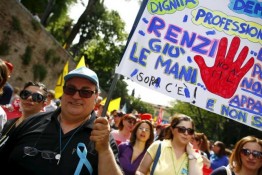 В Италии во вторник, 5 мая, преподаватели вышли на демонстрации в знак протеста против реформы образования, предложенной правительством Маттео Ренци
