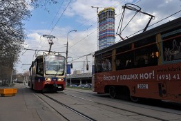 Модель реформы общественного транспорта Москвы является оптимальной для крупнейших российских городов, где эта сфера практически не развивается и имеет устаревшую организацию. К такому заключению пришли в Центре экономических исследований Института глобализации и социальных движений