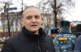 Лидер «Левого Фронта» Сергей Удальцов, приговоренный к четырем годам и шести месяцам лишения свободы якобы за организацию массовых беспорядков на Болотной площади в 2012 году, освободился из ИК-3 Тамбовской области