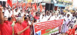 В Индии с 26 ноября продолжается организованная профсоюзами общенациональная забастовка: в общей сложности в ней принимают участие около 250 миллионов человек.