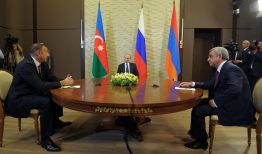 Между Арменией и Азербайджаном — очередной незавершенный конфликт, в котором участвуют Россия и Турция