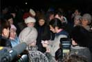 8 декабря 2008 года состоялся народный сход жителей московских районов Теплый Стан и Ясенево. Собралось более 200 человек, настроенных весьма решительно. Люди протестуют против строительства чрезвычайно ядовитого мусоросжигательного завода, который собираются воздвигнуть рядом с жилыми кварталами.