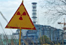 Казалось бы, кто-кто, а белорусы после аварии на Чернобыльской АЭС должны всячески избегать всего, что связано с «мирным атомом». Однако вопрос строительства собственной атомной станции постоянно витает в воздухе и сейчас, возможно, подошел к логической развязке.