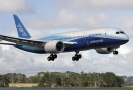 Boeing 787 совершил экстренную посадку