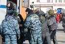В Питере милиция избила левых активистов