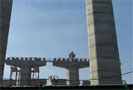 В Запорожье забастовали строители мостов