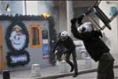 В результате массовых беспорядков в Греции к 8 декабря 2008 года пострадали 34 человека, 31 магазин, 9 банков и 25 автомобилей. Анархисты в Афинах, Салониках и на острове Крит забрасывали бомбами с зажигательной смесью, камнями и другими предметами городские здания и полицейских, которые, в свою очередь, применяли слезоточивый газ.