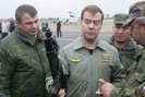 Медведев уволил группу военных интендантов