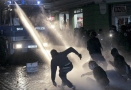 Беспорядки во Франкфурте: ранены 15 полицейских