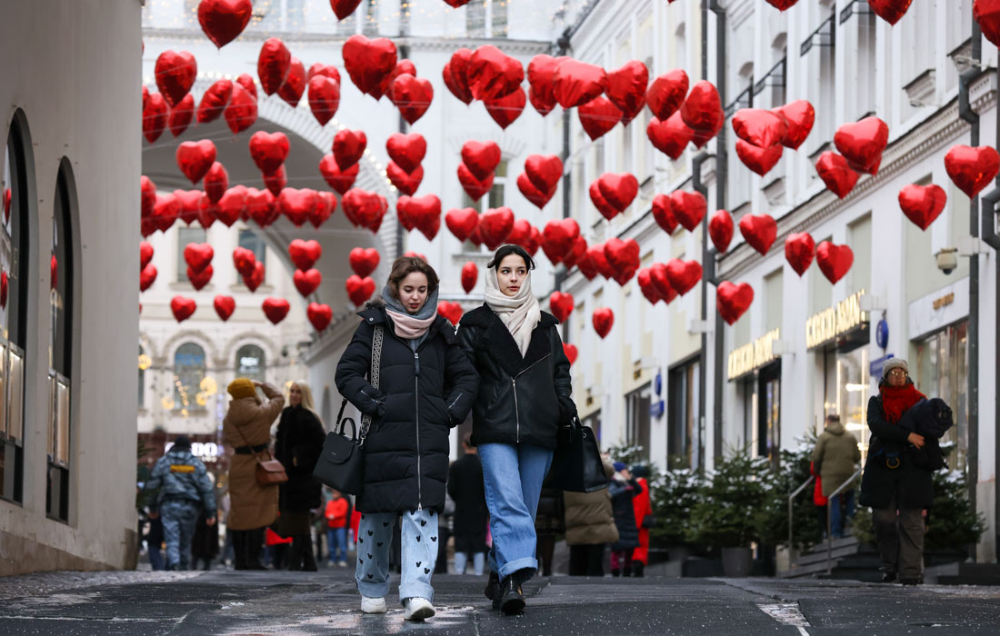 День святого Валентина стал в России нежелательным праздником. Хотя ещё несколько лет назад никто против него не возражал и попыток запретить его не было замечено. Но времена меняются, а с ними и отношение к праздникам